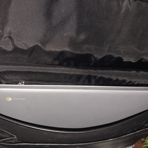 Coach Beekman Messenger Crossbody Leather Briefcase # 6456 $$$ 100.00 SALE - Picture 11 of 16